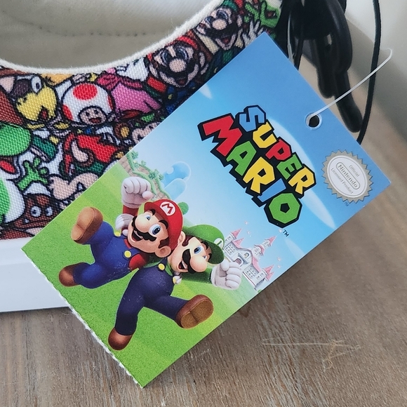 👟 Nintendo Super Mario Kids Sneakers – Size 5, NWT, Cartoon Character Design - Picture 6 of 16